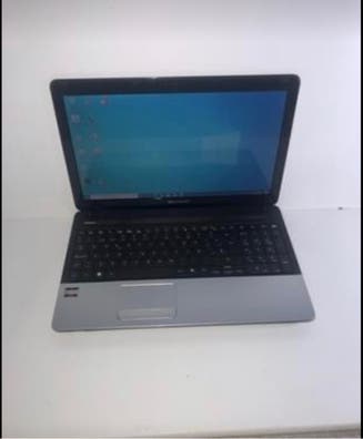Packard-Bell Easynote TJ72 15,6” – Pour Pièces Détachées, écran LCD LED 1366x768, Bleu/blanc