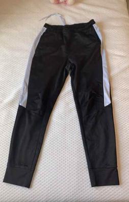 Pantalon mckenzie chandal negro de segunda mano por 10 EUR en