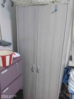 Armario con barra para colgar ropa de segunda mano Milanuncios