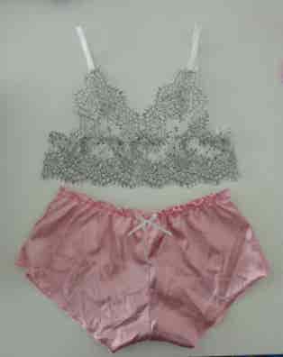 Lencería interior de segunda mano barata en Coruña | Milanuncios