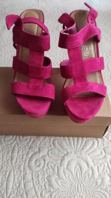 Zapatos tacon niña rosa fucsia de segunda mano por 10 EUR en