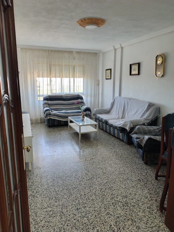 Fotografía del inmueble reportado: 750 €/mes — Jaén, Jaén