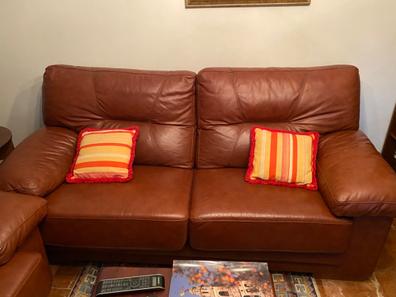 Sofa dos plazas conforama 50 eur Sofás, sillones y sillas de segunda mano  baratos en Sevilla | Milanuncios