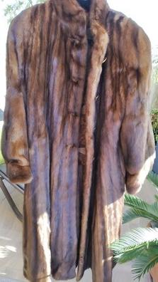 Chaqueta corta marrón de pelo de visón con capucha - De La Roca