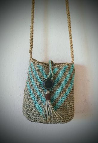 - Mini bolso crochet