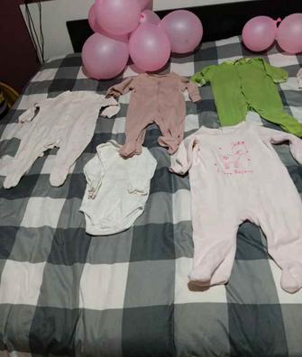 Lote ropa bebe niña 0-3 meses de segunda mano por 36 EUR en Palamós en  WALLAPOP