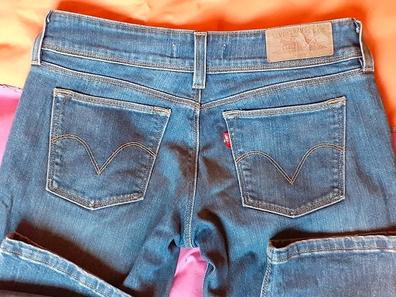 Levis Pantalones de mujer de mano baratos | Milanuncios