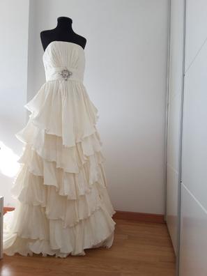 Vestidos y trajes de novia de segunda mano baratos en Santa Coloma
