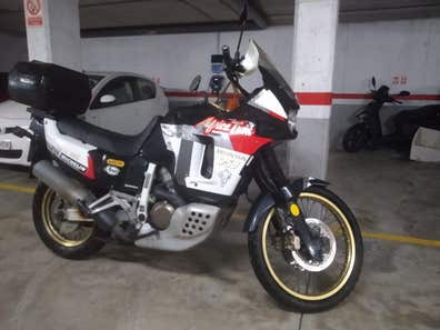 Honda - AFRICA TWIN XRV 750 RD04