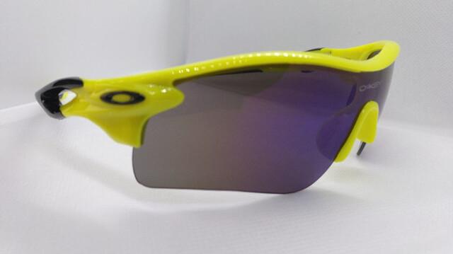 Oakley amarillas 2025