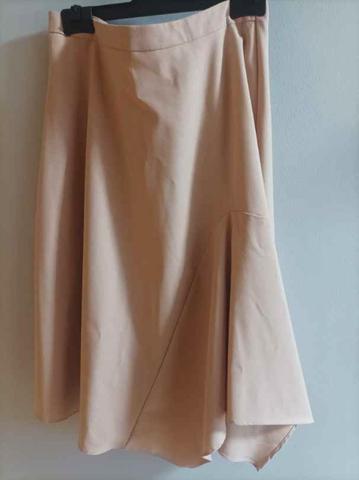 Milanuncios Falda midi asimétrica de Zara