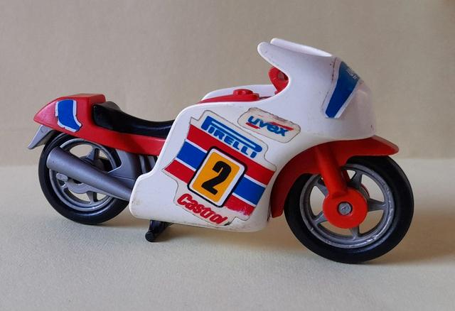 Milanuncios - Moto de carreras Playmobil Ref. 3303