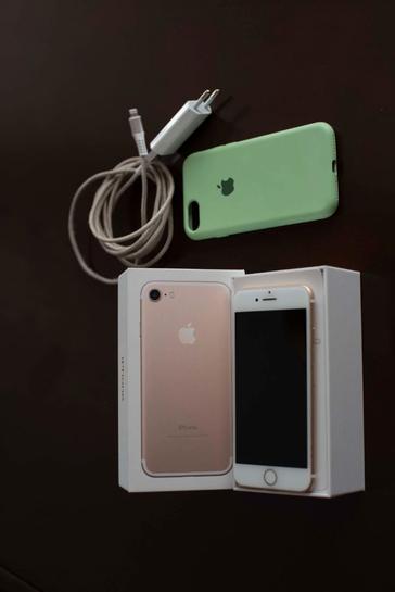 TELéFONO IPHONE 7