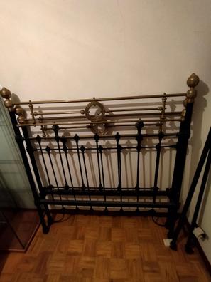 Cama antigua de hierro y laton Antigüedades de segunda mano baratas |  Milanuncios