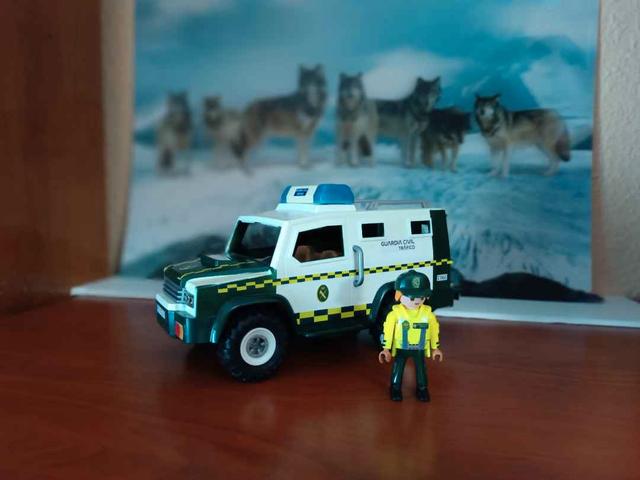 Guardia civil de playmobil hot sale