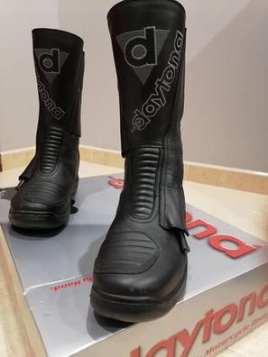 Botas Accesorios para moto de segunda mano baratos | Milanuncios