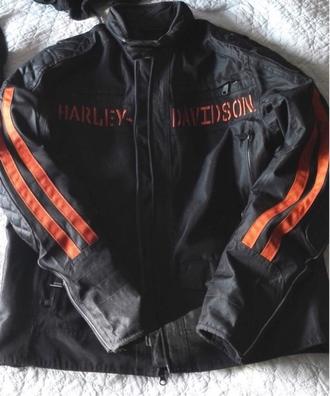 Harley-Davidson obsequia con 800 euros en ropa y accesorios por la