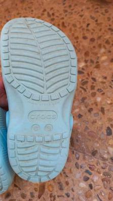 Crocs Zapatos y calzado de niños de segunda mano baratos | Milanuncios