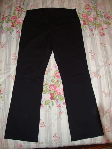 - Pantalón negro mujer marca Easy Wear