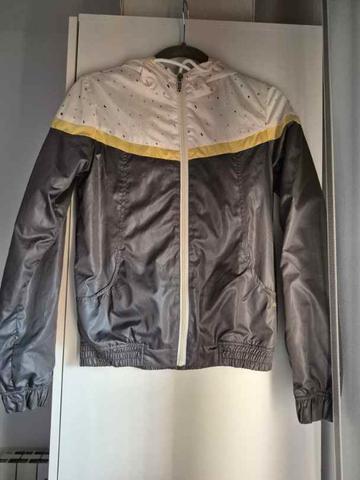 Milanuncios chubasquero PULL&BEAR