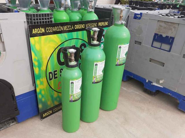 Bombona De Gas Para Soldar Mezcla Argón/CO2 (82%/18%) - 8 Litros, 200 Bar - Con Válvula Y Tapa