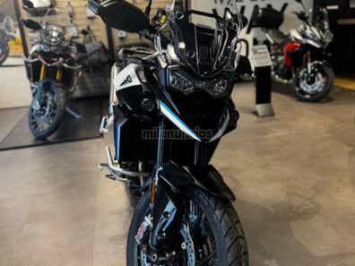 Triumph Tiger 900 Bond Edition