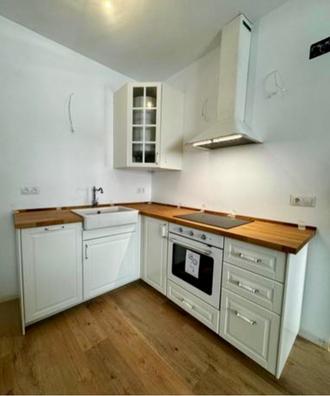carpinteria, montaje de cocinas, decoración, y trabajos en madera en general.