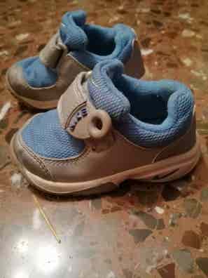 Zapatillas nike bebe Moda y complementos de segunda mano barata