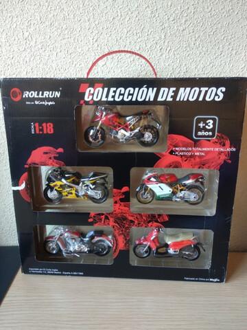 Colección De Motos De Juguete En Miniatura Fotos, retratos