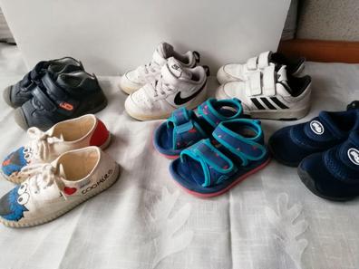 Zapatillas niño talla 35 ADIDAS de segunda mano por 8 EUR en