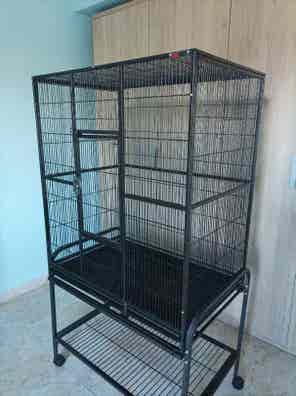 Jaula grande para pajaros Mascotas en adopción y accesorios de de baratos | Milanuncios