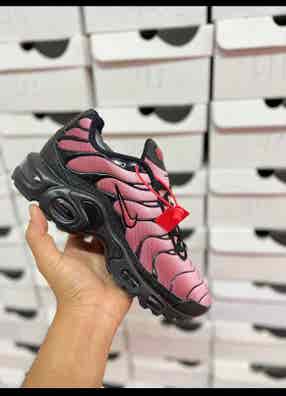 Zapatillas nike contrareembolso Ropa, zapatos y moda de hombre de segunda mano barata Milanuncios