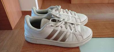 Zapatillas adidas outlet blancas usadas