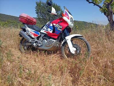 Honda - Africa Twin 750