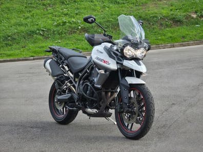 Triumph - Tiger 800 XRX