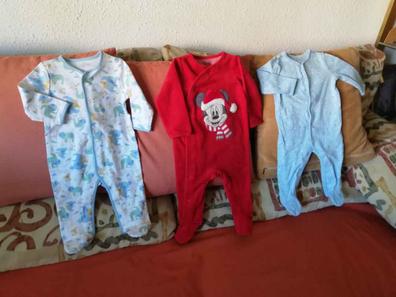 Varios de ropa bebe niño 0-3 meses de segunda mano por 10 EUR en Oviedo en  WALLAPOP