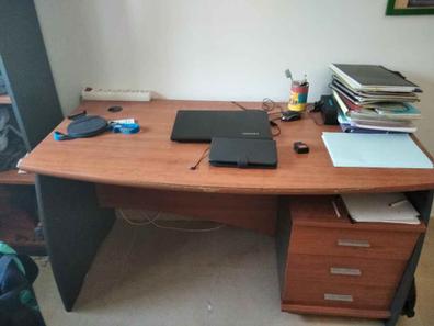 Mesa de escritorio tipo rinconera