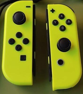Nuevos Joy-Con amarillos para la Nintendo Switch y cargador con pilas