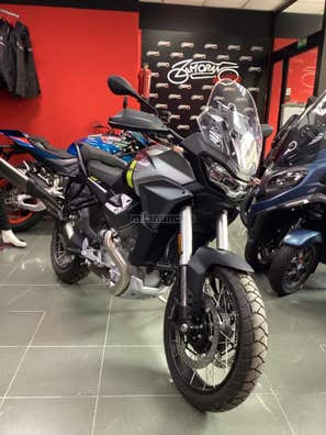 MOTO GUZZI Stelvio Versión 2024
