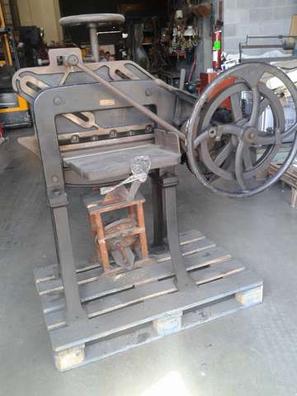 Cizalla Manual con banco METALLKRAFT BSS 1250 E