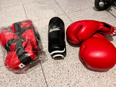 Buddha Espinilleras Muay Thai MMA Kick Boxing Deluxe Rojo