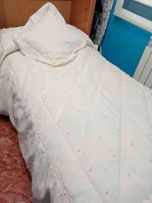 2 Edredones infantiles cama 90 de segunda mano por 30 EUR en Huesca en  WALLAPOP