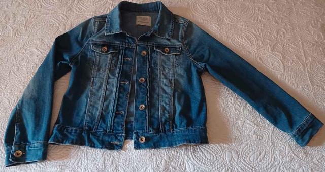 Chaqueta vaquera best sale zara niña