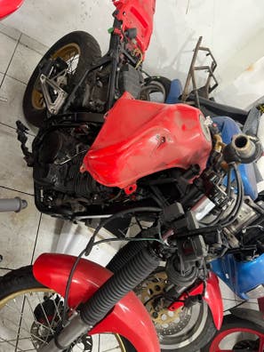 Honda dominator