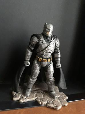 Juguete Figura Gigante De Batman Vs Superman 32 Centímetros