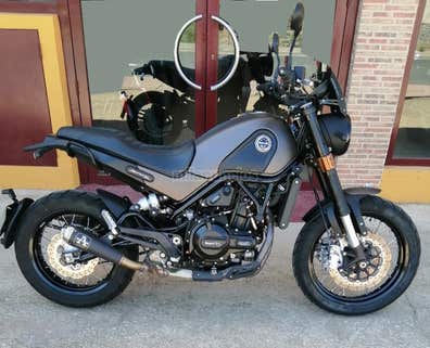Benelli Leoncino 500 Trail