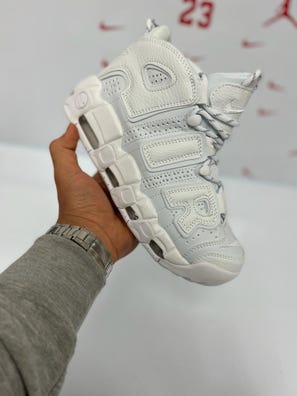 Ropa Moda y complementos de mano en Granada | Milanuncios