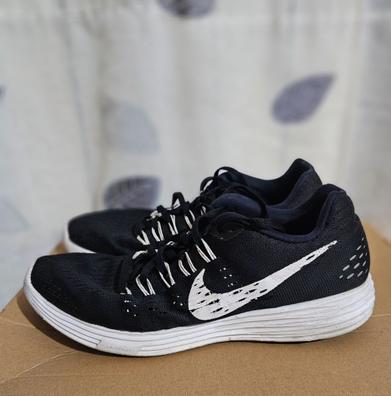 Zapatillas nike Moda y complementos de segunda mano barata en Valladolid Provincia Milanuncios