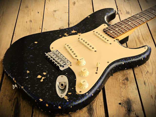 Fender Squier Stratocaster Relic