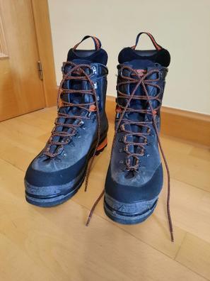 Botas alpinismo Equipo de escalada de sgunda barato | Milanuncios